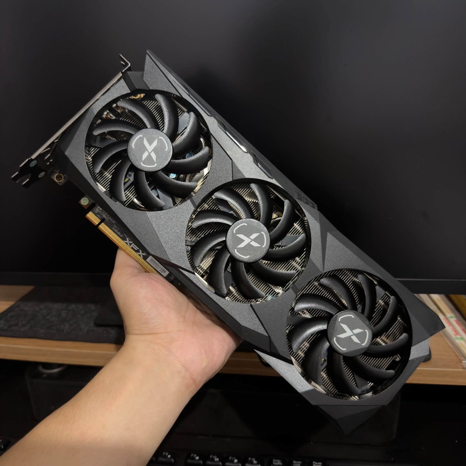 XFX triple-fan Radeon photographed at Peanut PC